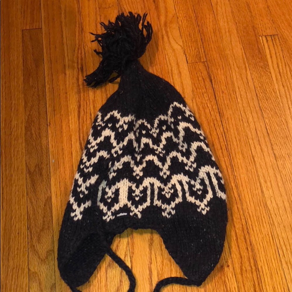 Hollister knit hat